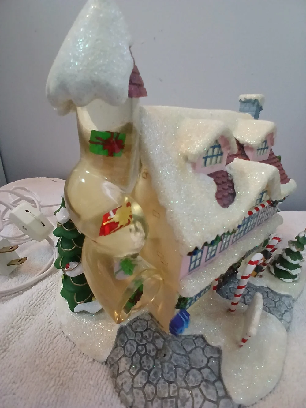 Santa's Workshop Light-Up Holiday Village House - Cream and Red